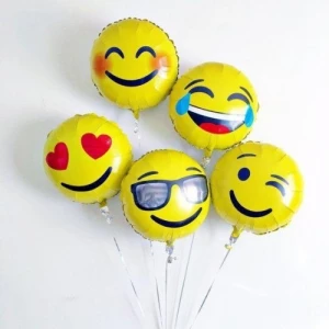 Смайлы и эмоджи